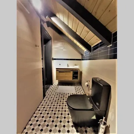 Sapanca Goel Manzarali Dag Evi Horská chata